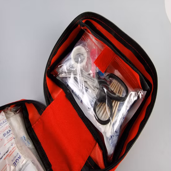 Set borsa attrezzi con chiusura con interruttore di sicurezza e lucchetto laminato